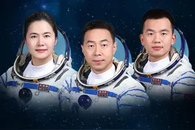 10月30日4时27分，神舟十九号出征太空！图片