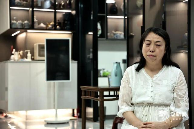 “撞死3人，他在边上玩手机！”景德镇一家三口被撞案新细节披露，家属痛哭：拒绝80万赔偿，必须死刑！