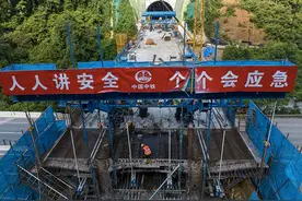 广西岑溪：南深高铁加快建设抢进度图片
