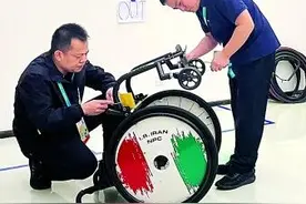 辅助器具维修站一瞥图片