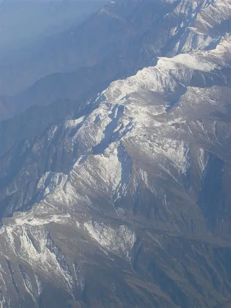 新知|鳌太线：明知山有险，为啥偏向险山行？