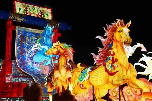 成都国际熊猫灯会，2月7日东安湖开园！