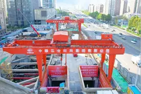 济南地铁4号线传来好消息，段店站至市立五院站盾构区间双线贯通图片