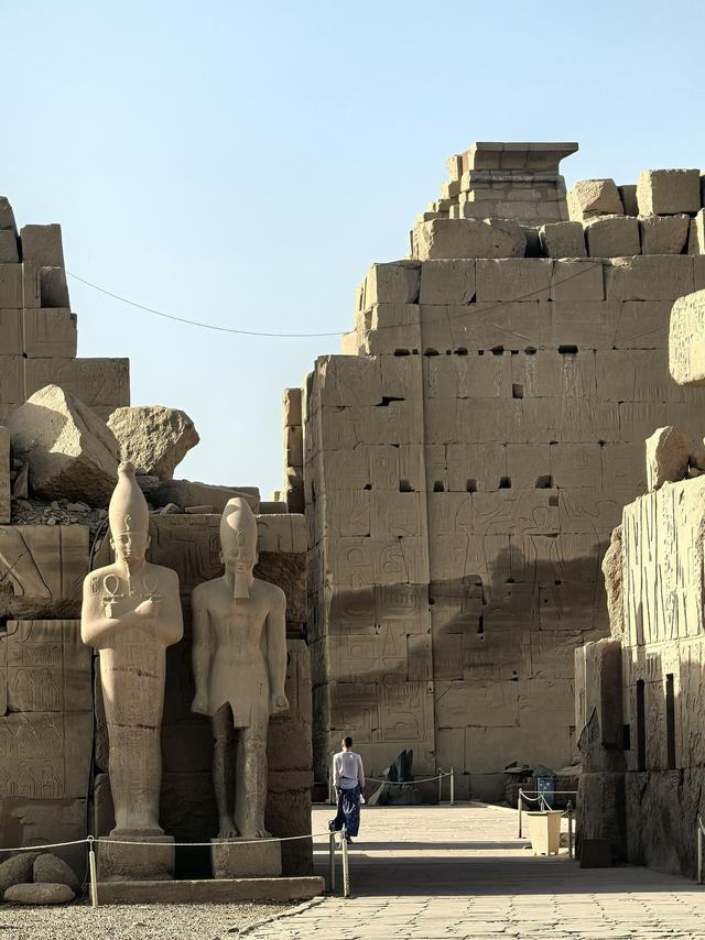 晚潮｜“迷失”在卡纳克石柱森林中