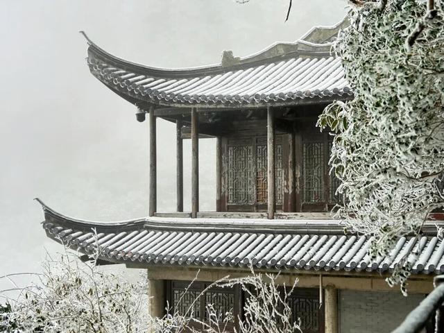 羊狮慕雪国仙境已上线｜大雪持续中，快来福山赏雪！