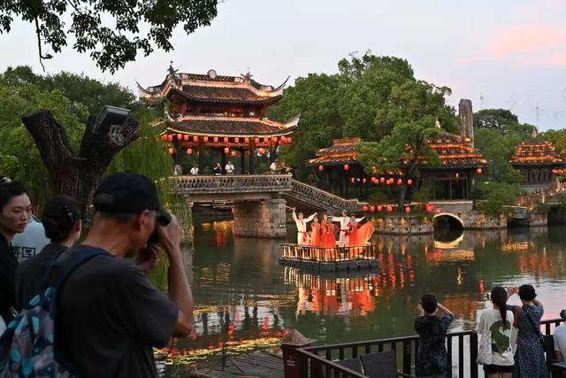 2025上海旅游节喀什分会场系列活动闪耀申城，在沪掀起“喀什热”