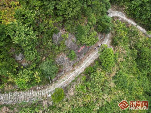 徒步热潮唤醒千年古道 宁德山海间走出文旅新路径