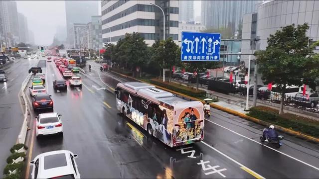 两对郭靖黄蓉火遍全国，你更中意谁？