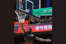 体坛午爆｜山东男篮今晚迎战深圳，李铁一审被判有期徒刑20年图片