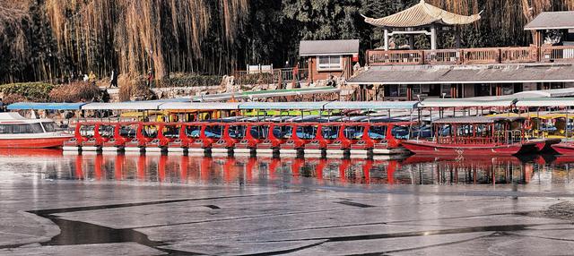 承包娃的冬日尖叫，北京紫竹院公园变身童话冰雪乐园