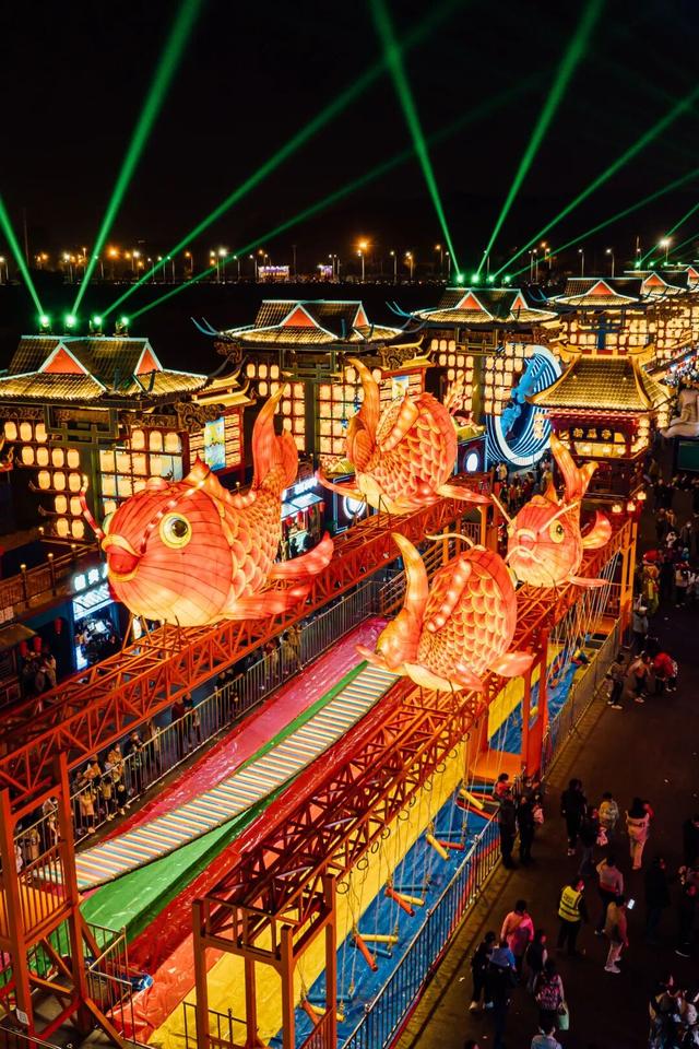 南凭高铁全线通车！广西诚邀越南游客“来中国，过周末”→