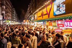 中消协发布“五一”消费舆情报告，点名12306被质疑支持“买长乘短”图片