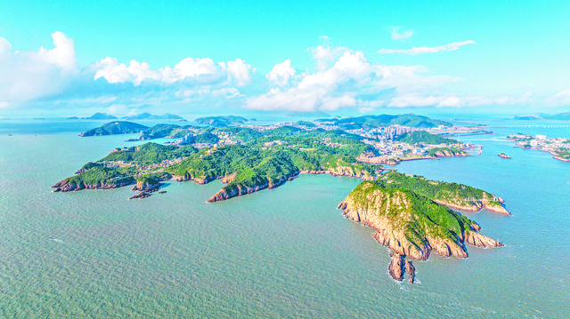 心“洞”之旅，海岛为何这么潮？