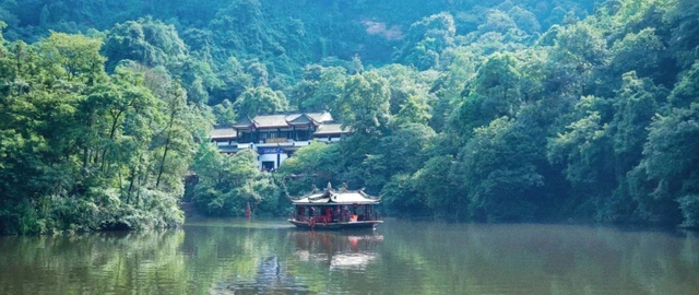 离开浪浪山，到成都的山里来浪一浪！