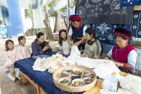 云南大理进入暑期旅游旺季图片