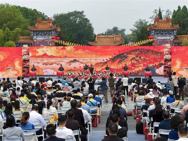 2025关公文化旅游节在当阳开幕    两岸同胞礼拜关公   一连欢乐十三天