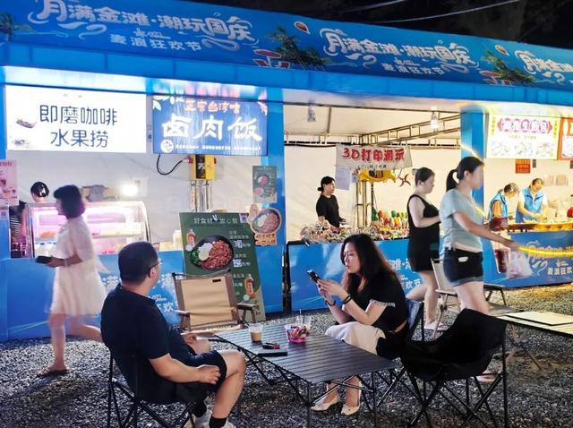 省内外游客涌来，珠海这里又火了！一米长烤串卖爆！