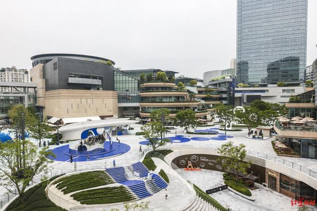 共绘消费新图景，成都商业化身文化艺术舞台