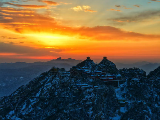 快，晒出你手机里2026年的第一场雪！