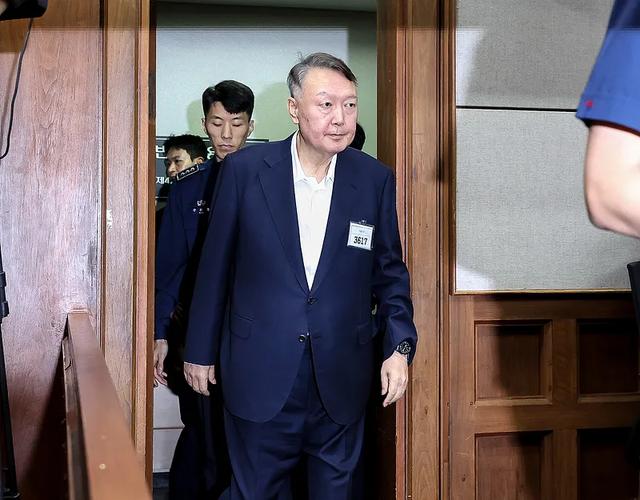 尹锡悦被曝26日出庭后身体不适