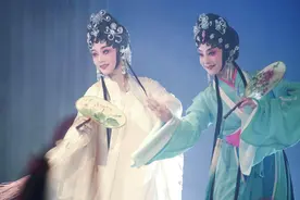 粤剧春班好戏不断，粤韵响彻城乡舞台图片