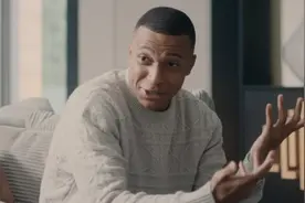 姆巴佩：我从梅西身上学到了很多，过去常常走到梅西面前向他请教图片