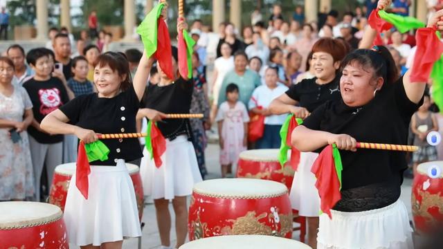 渭南葡萄产业园“葡萄大舞台”解锁盛夏新乐趣