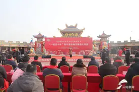 一起过小年！宁津德百杂技蟋蟀谷动物王国开园图片