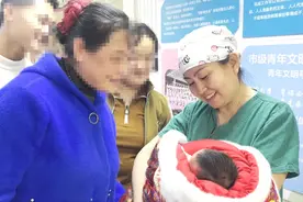 57天的重生之路！“空中 120” 转运的危重早产儿在青岛市妇女儿童医院康复出院图片