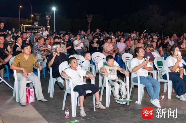 文艺交融市集，烟火汇聚人气，“茉莉花开”遇上“广沙夜市”，扬州“蔬果之乡”令人沉醉
