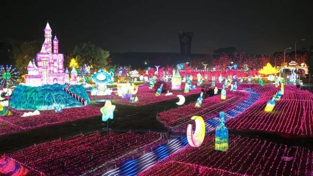 收藏！2026成都跨年打铁花地点推荐