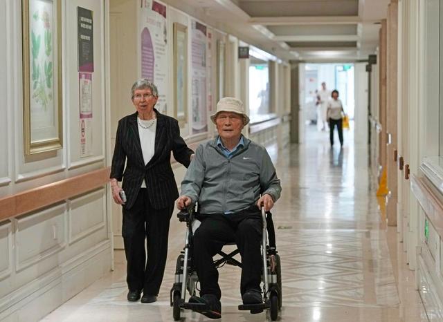 寻找照片中的TA·抗战胜利80周年丨“我永远记得80年前走出集中营的那天”