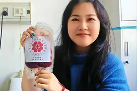 两次生命“邀约”，上海这名1998年出生的急诊护士为陌生人点亮生命火把图片