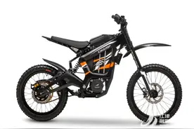 零排放 低噪音 高效能  “江津造”电动越野摩托车“飙出”速度与激情图片