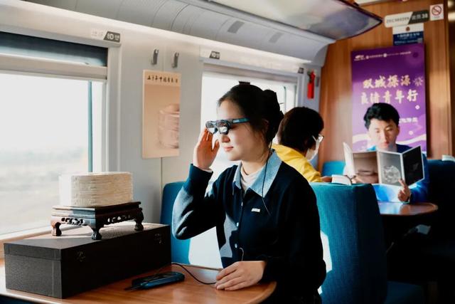 国内首趟！AR博物馆高铁车厢亮相长三角