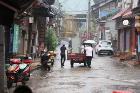 县城“CBD”焕新机 摇身一变成“武胜版洪崖洞”｜家住解放路图片