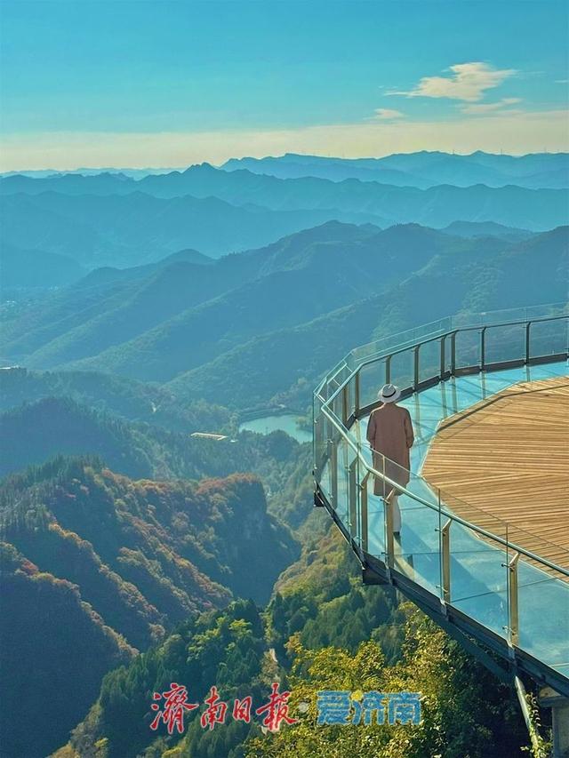 秋游攻略！畅游淄博潭溪山红叶美景，教你拍出手机氛围感大片！