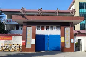 武冈：致力建设好标准化寄宿制学校图片
