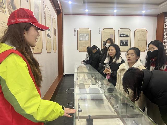 聆听千年雅乐，传承文明记忆，武汉文旅志愿者带您读懂编钟