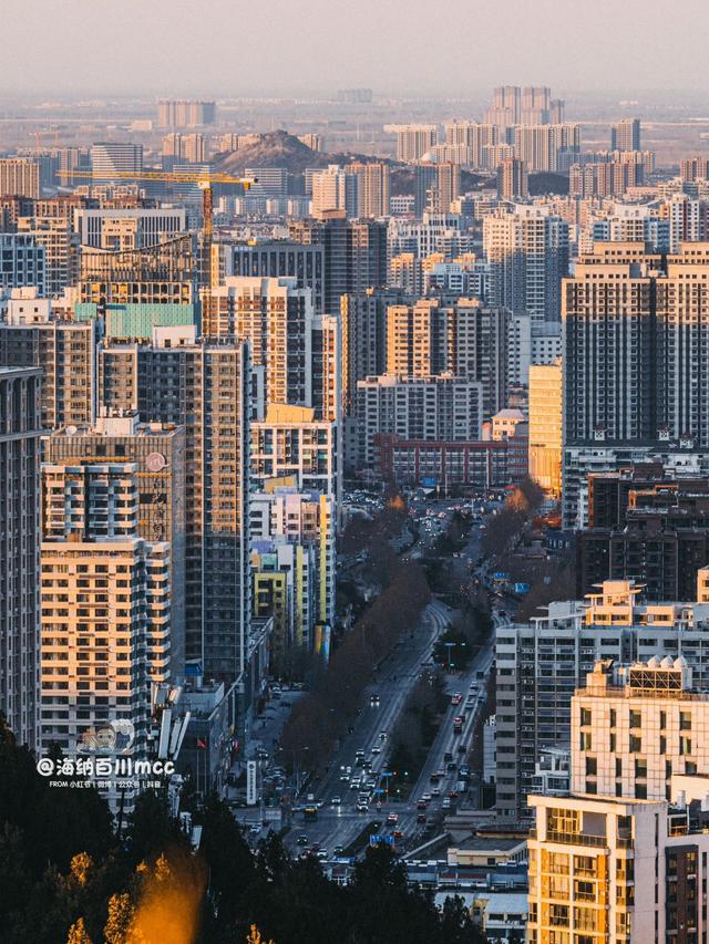 走！去郎茂山看日落