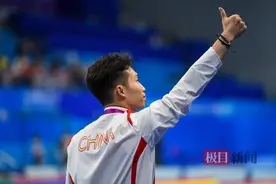 亚运首秀，双金闪耀，他就是“王”牌冠军收割机图片