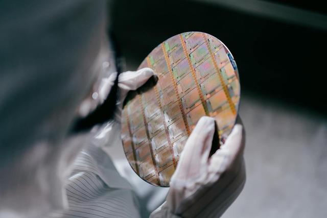 潮声丨我们为什么期待新凯来