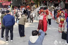 新年簪花，把浪漫和春天戴在头上！图片