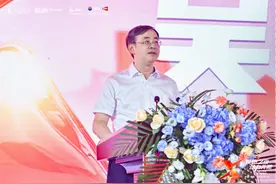 中国石化山东石油成功举办爱跑之夜“油中感谢”客户恳谈会图片