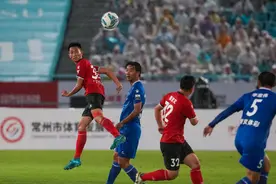 新华走笔丨“苏超”的魅力图片