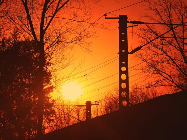 夕阳如画点缀京城！点击收藏腊八节里的冬日美景