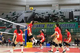 姑娘们排球竞技好精彩！四川省“贡嘎杯”预选赛在四川轻化工大学举行图片