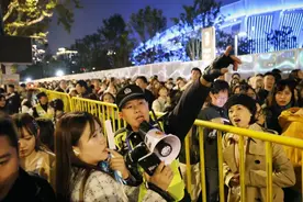 演唱会前一天摔伤、预售手一抖抢错场次……这票到底能不能退？图片