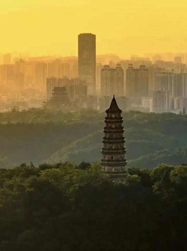 跟着邕BA游南宁！解锁“白天打卡、晚上观赛”的打卡全指南