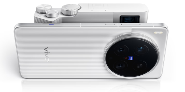 曝vivo X300 Ultra配备2K直屏！将搭载双2亿像素镜头